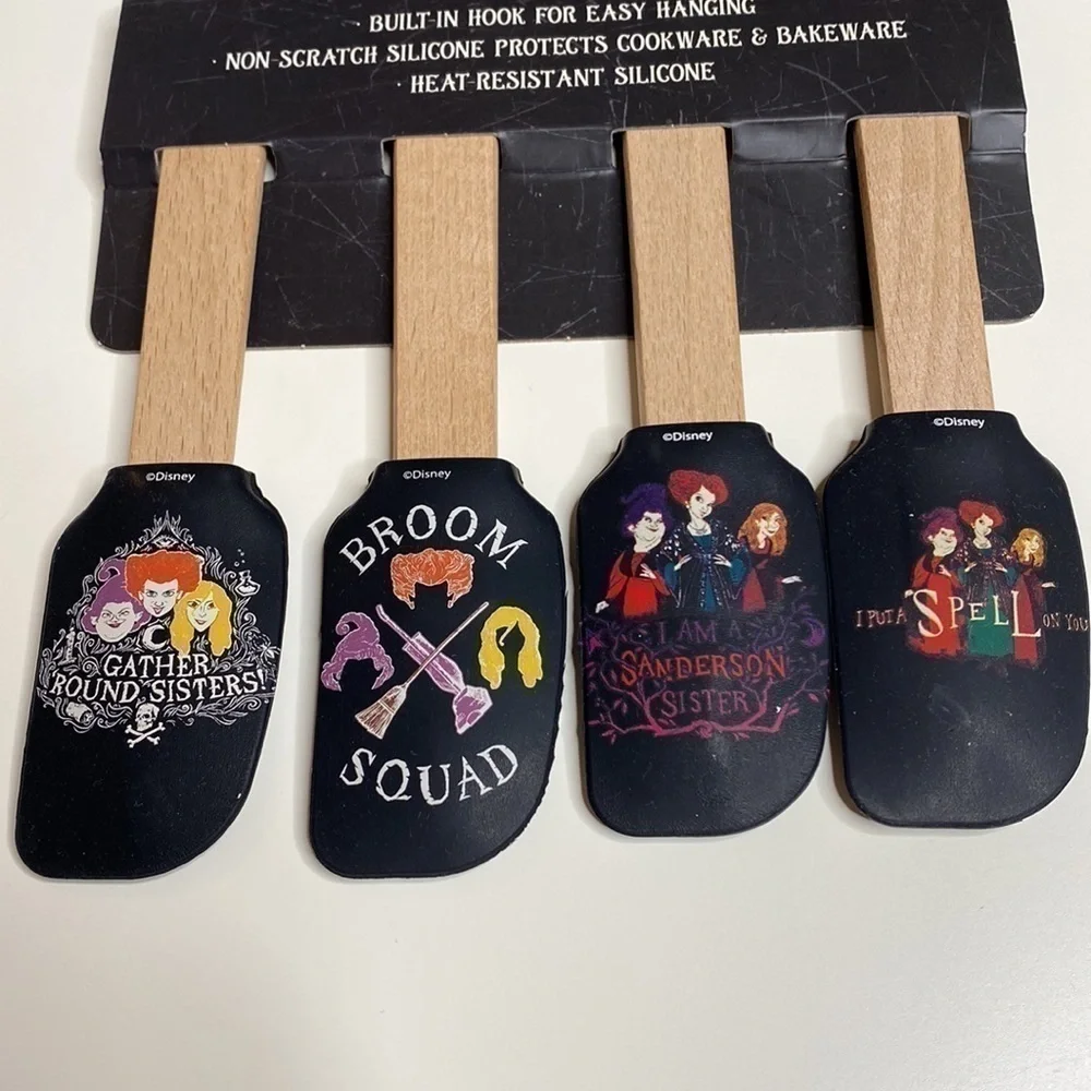 NWT HOCUS POCUS 4 PACK MINI SPATULA SET 🔮🎃